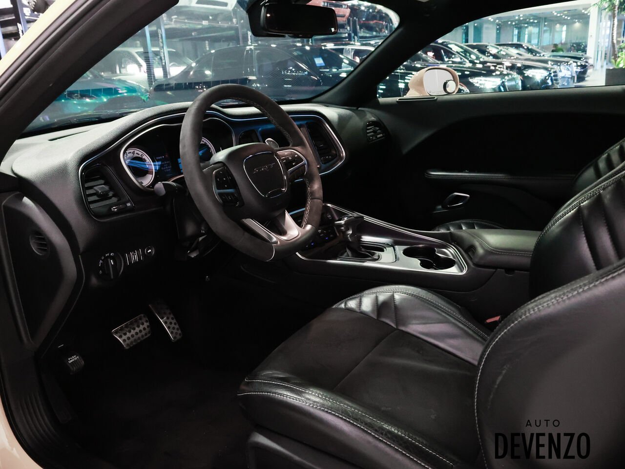 2018 Dodge Challenger Yellow Saint-Eustache - photo #10
