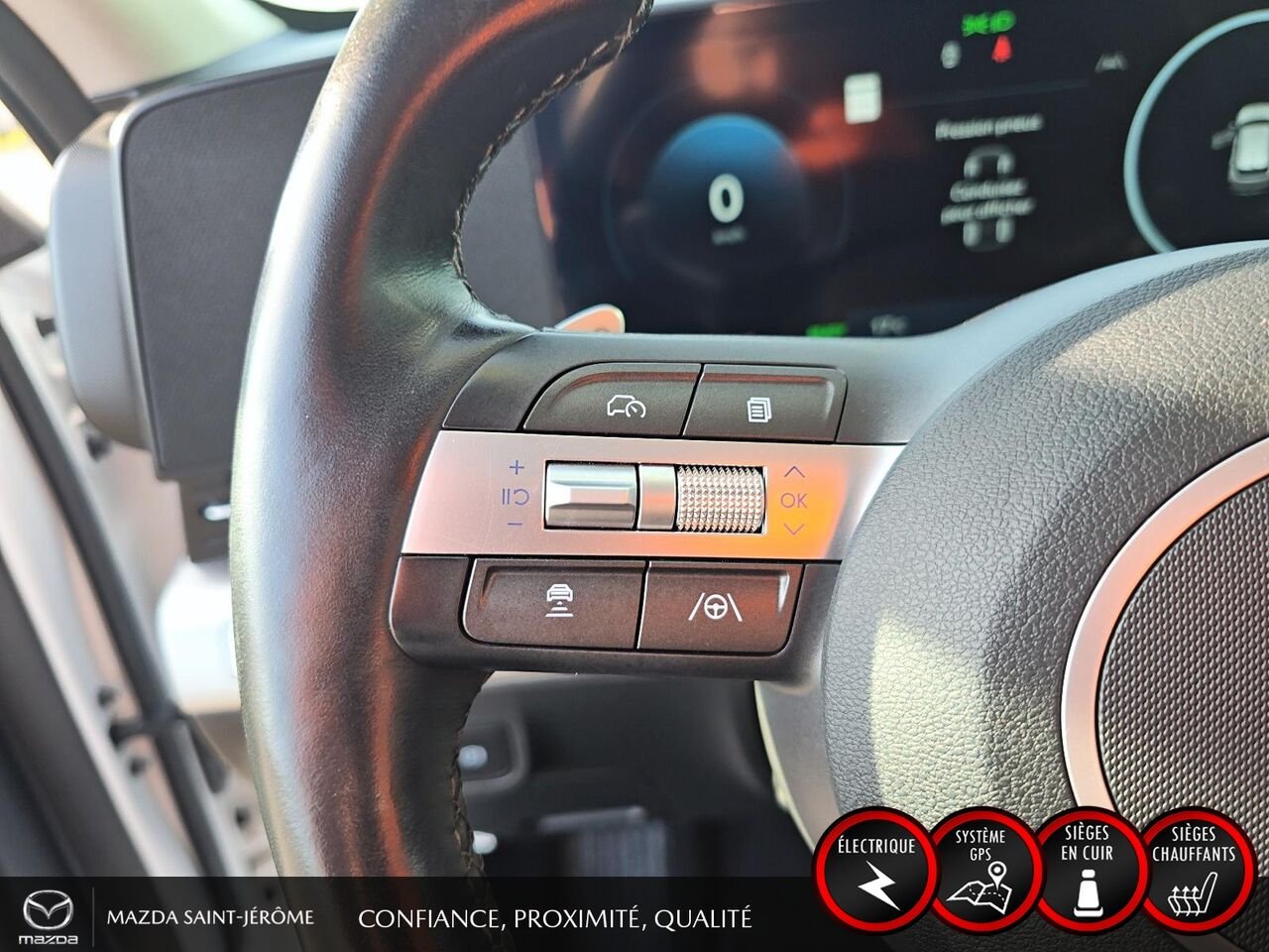 2025 Hyundai Kona Electric Preferred avec ensemble Trend | CUIR | TOIT OUVRANT | MAGS | White Saint-Jérôme - photo #13