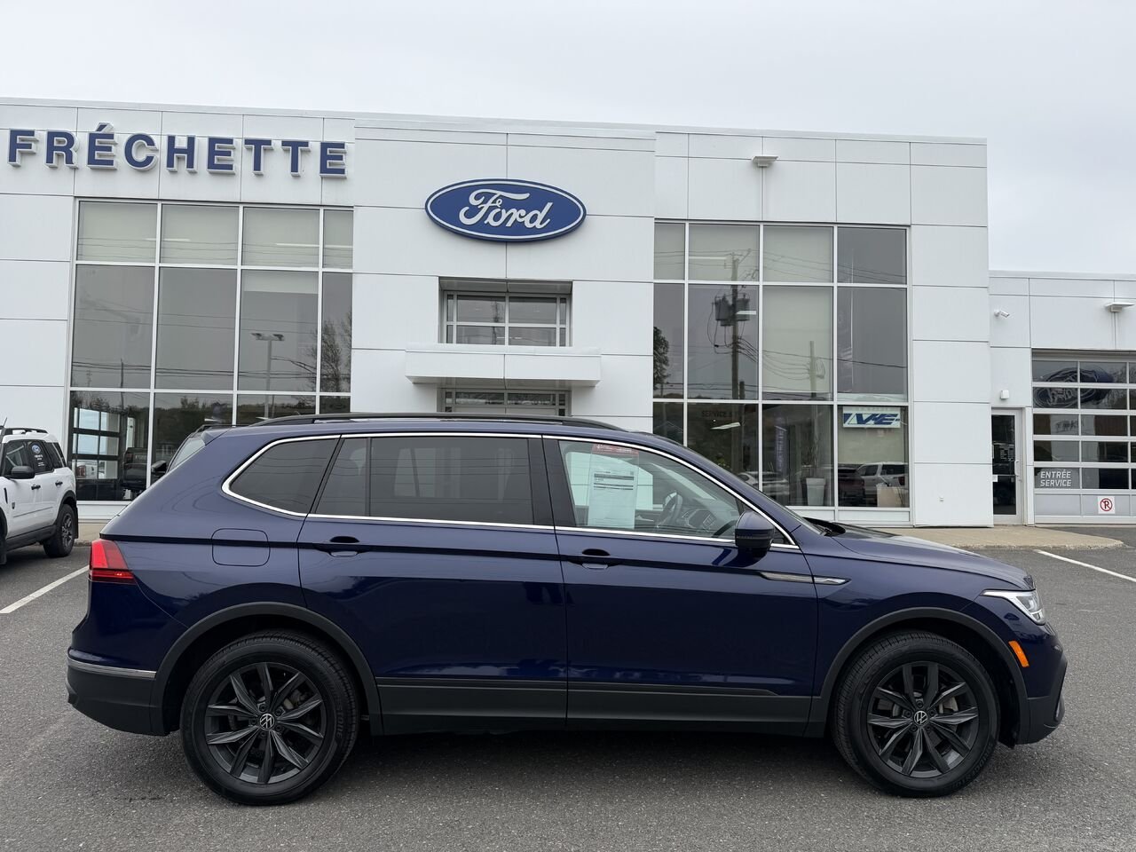 VOLKSWAGEN TIGUAN SE/WOLFSBURG 2024 Bleu Montmagny - photo #1