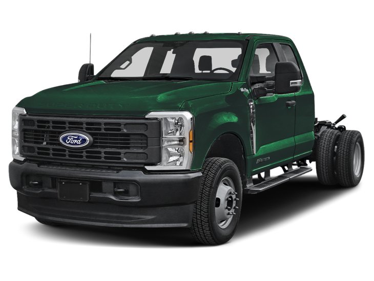 2026 Ford Super Duty F-350 DRW Chassis-Cabs XLT