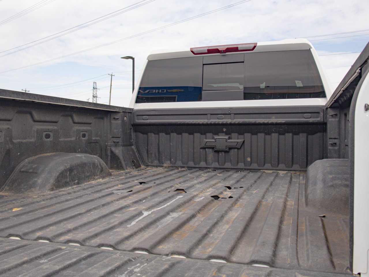 2025 Chevrolet Silverado 3500HD 4WD Crew Cab 159 LT White Sherwood Park - photo #10