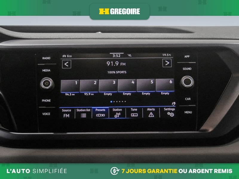 2022 Volkswagen Taos Grey Laval - photo #22