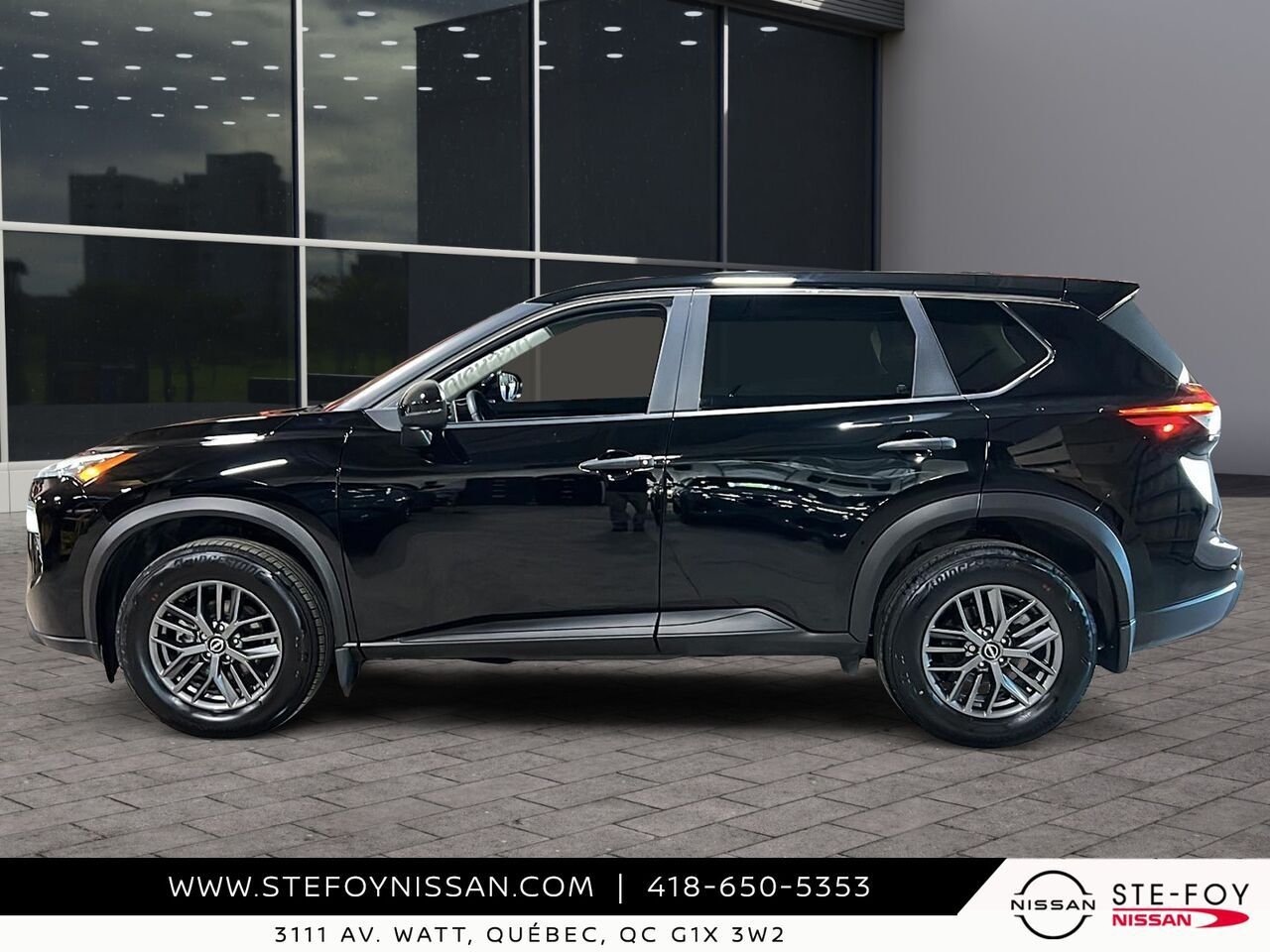2024 Nissan ROGUE S TRACTION INTEGRALE Black Ste-Foy - photo #4