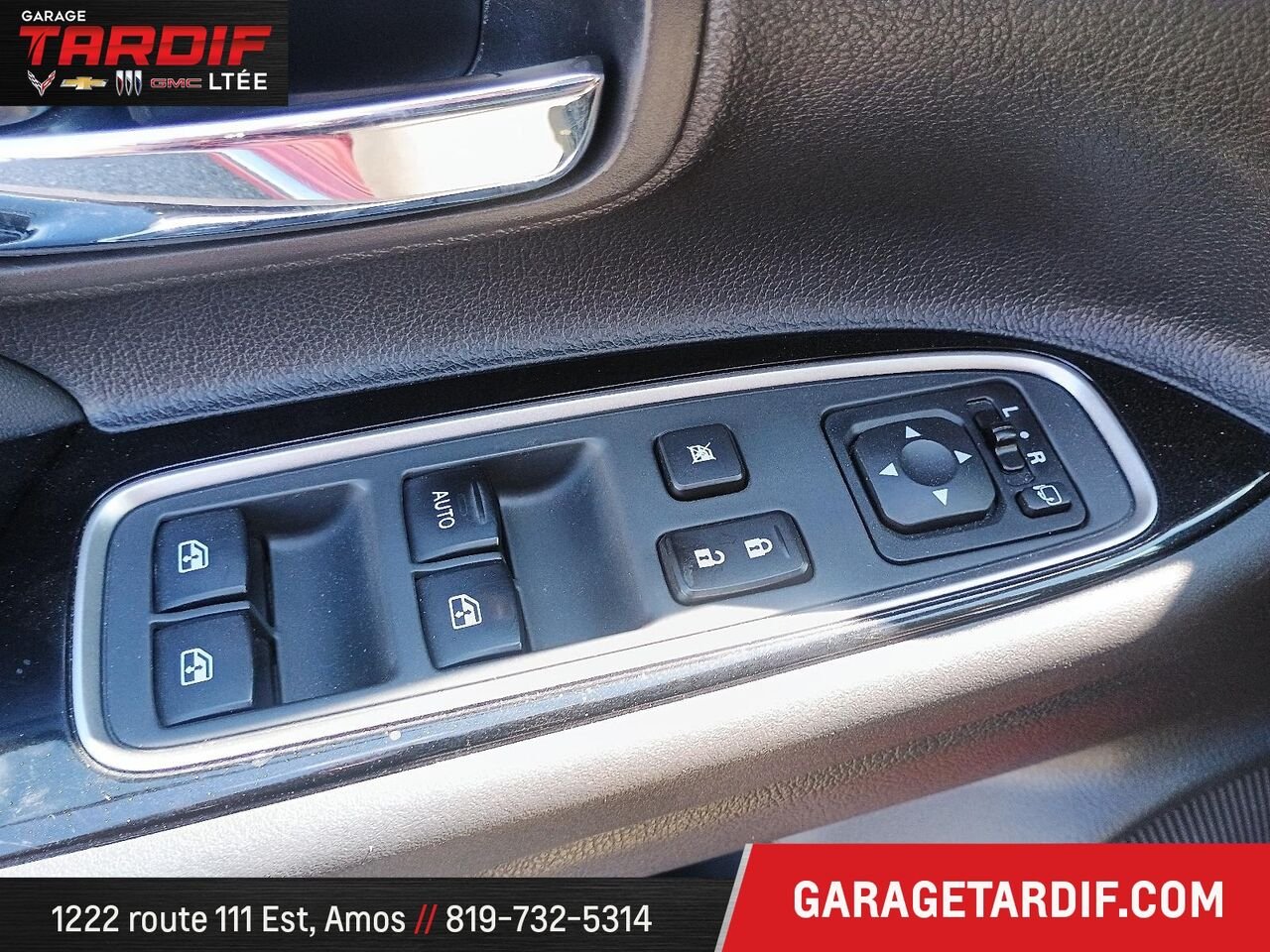 Mitsubishi Outlander PHEV 10620C 2018 Rouge Amos - photo #16