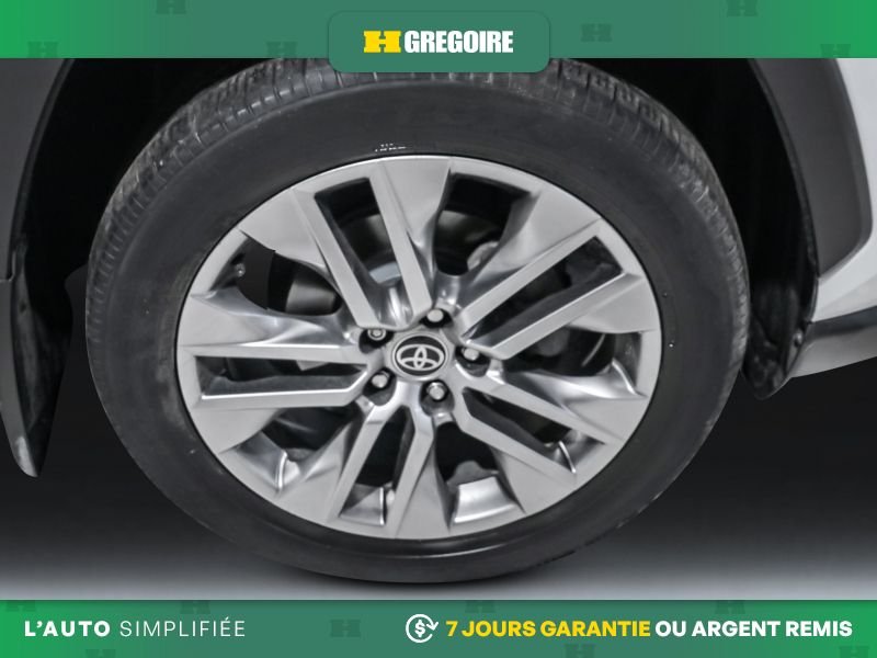 2023 Toyota Rav 4 White Blainville - photo #27