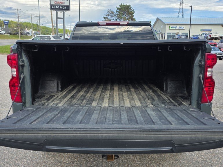 2025 Chevrolet Silverado 1500 Custom TrailBoss Z71 Green Mont-Laurier - photo #9