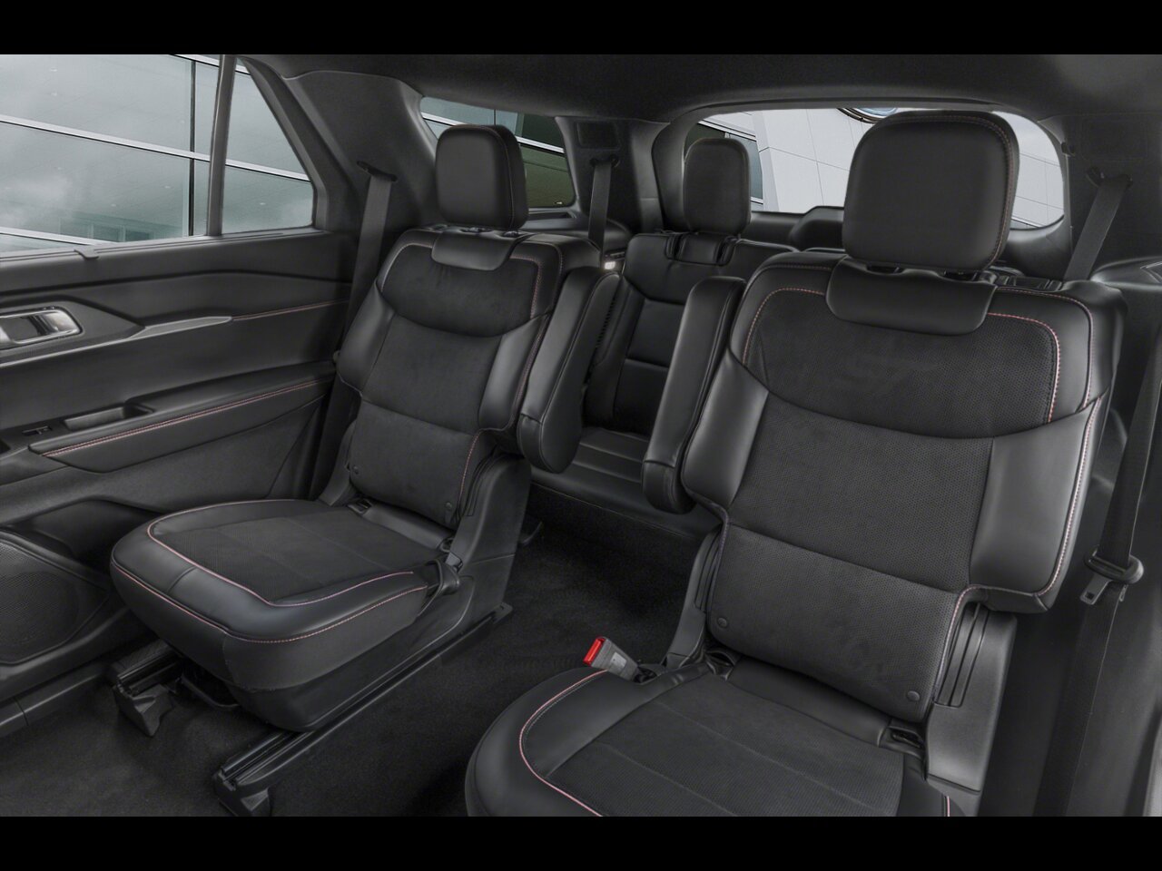 2026 Ford Explorer Space White Metallic Saint-Eustache - photo #10