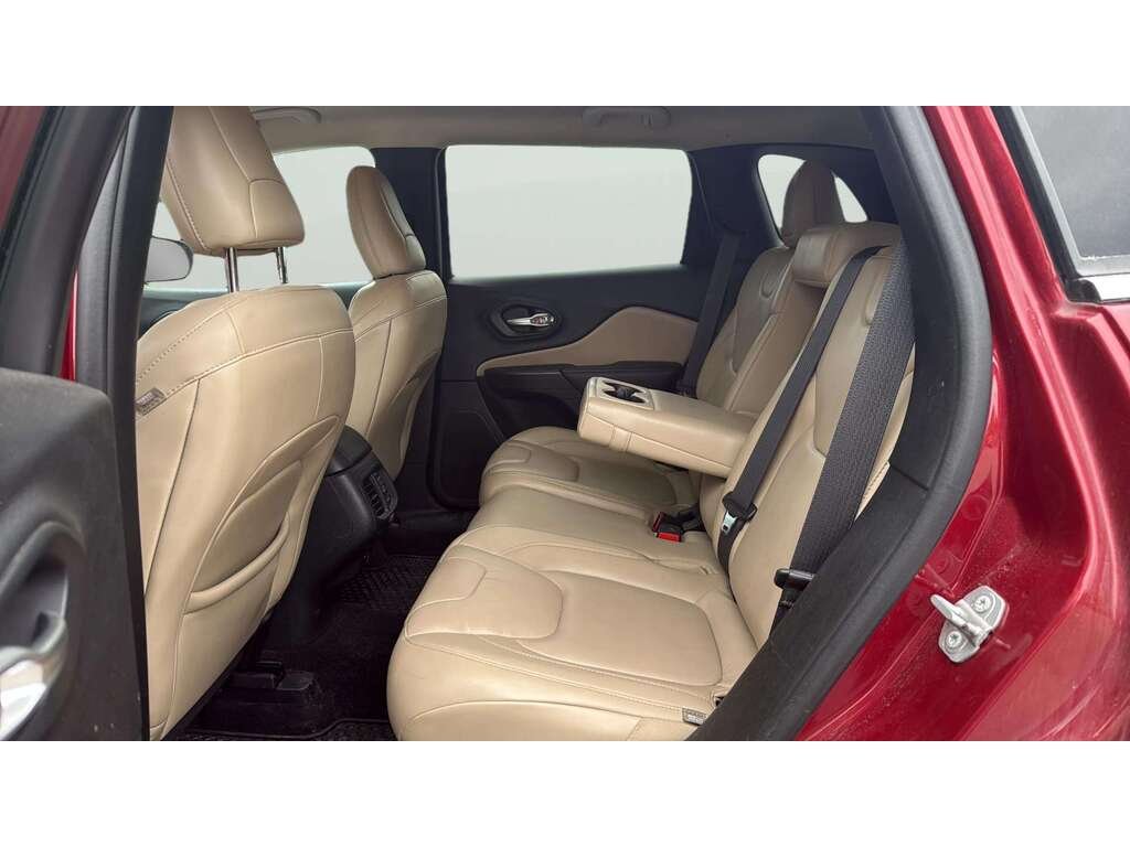 2016 Jeep Cherokee 4WD 4dr North Red Gatineau - photo #19