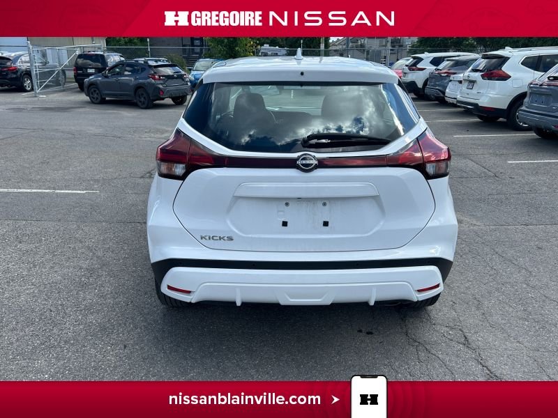 2023 Nissan Kicks White Laval - photo #13