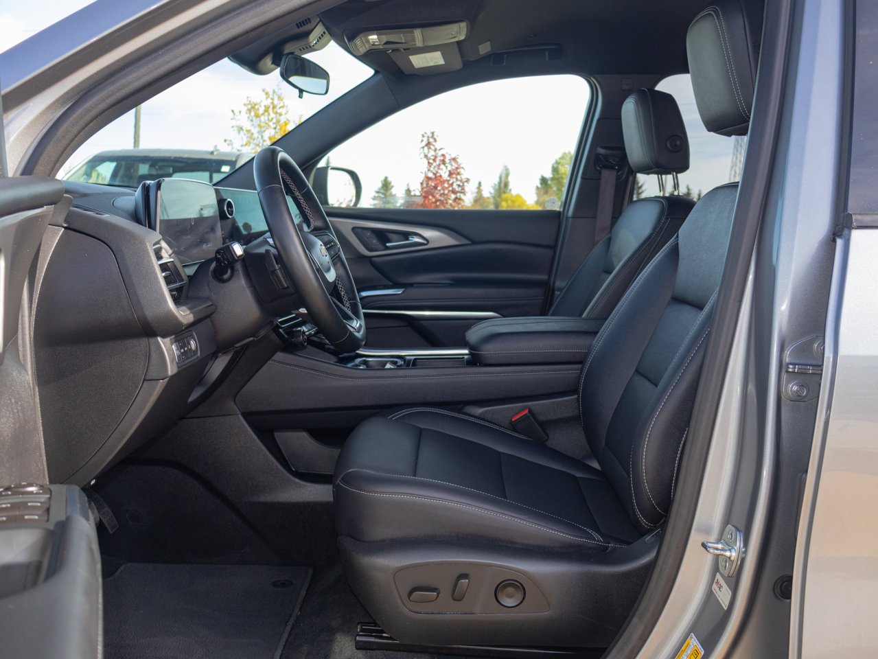 2026 Chevrolet Traverse AWD 4dr LT Grey Sherwood Park - photo #17
