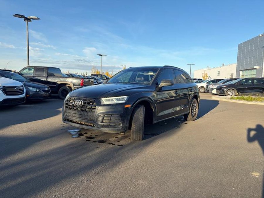 2019 Audi Q5 Progressiv S-Line Quattro 2.0T | Panoramic Sunroof Black