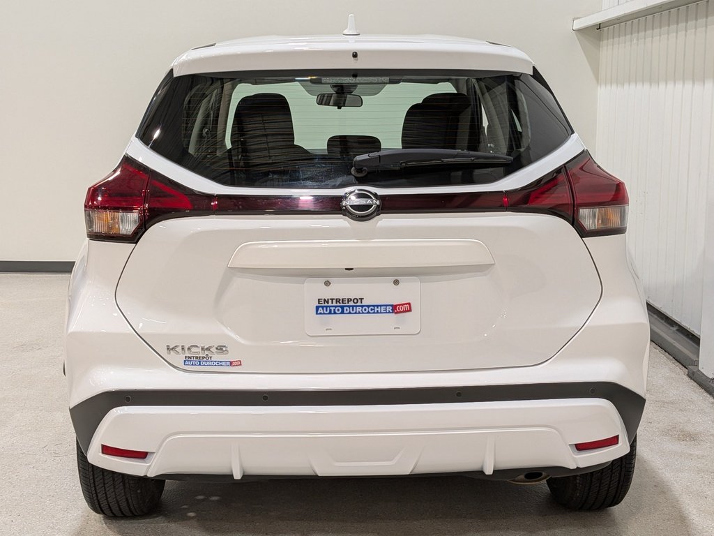 2024 Nissan Kicks S FWD White Val-David - photo #6