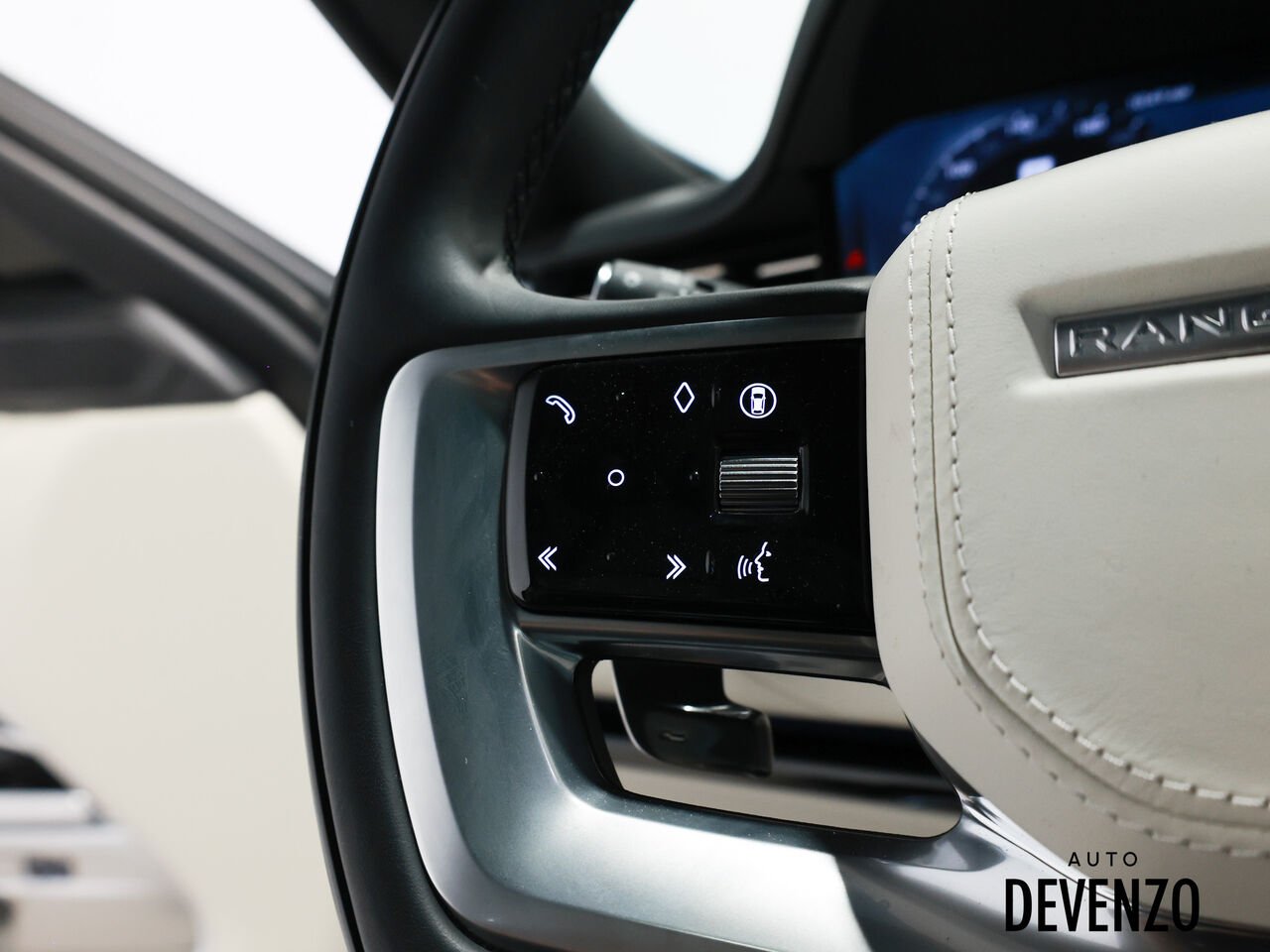 2024 Land Rover Range Rover Grey Saint-Eustache - photo #15