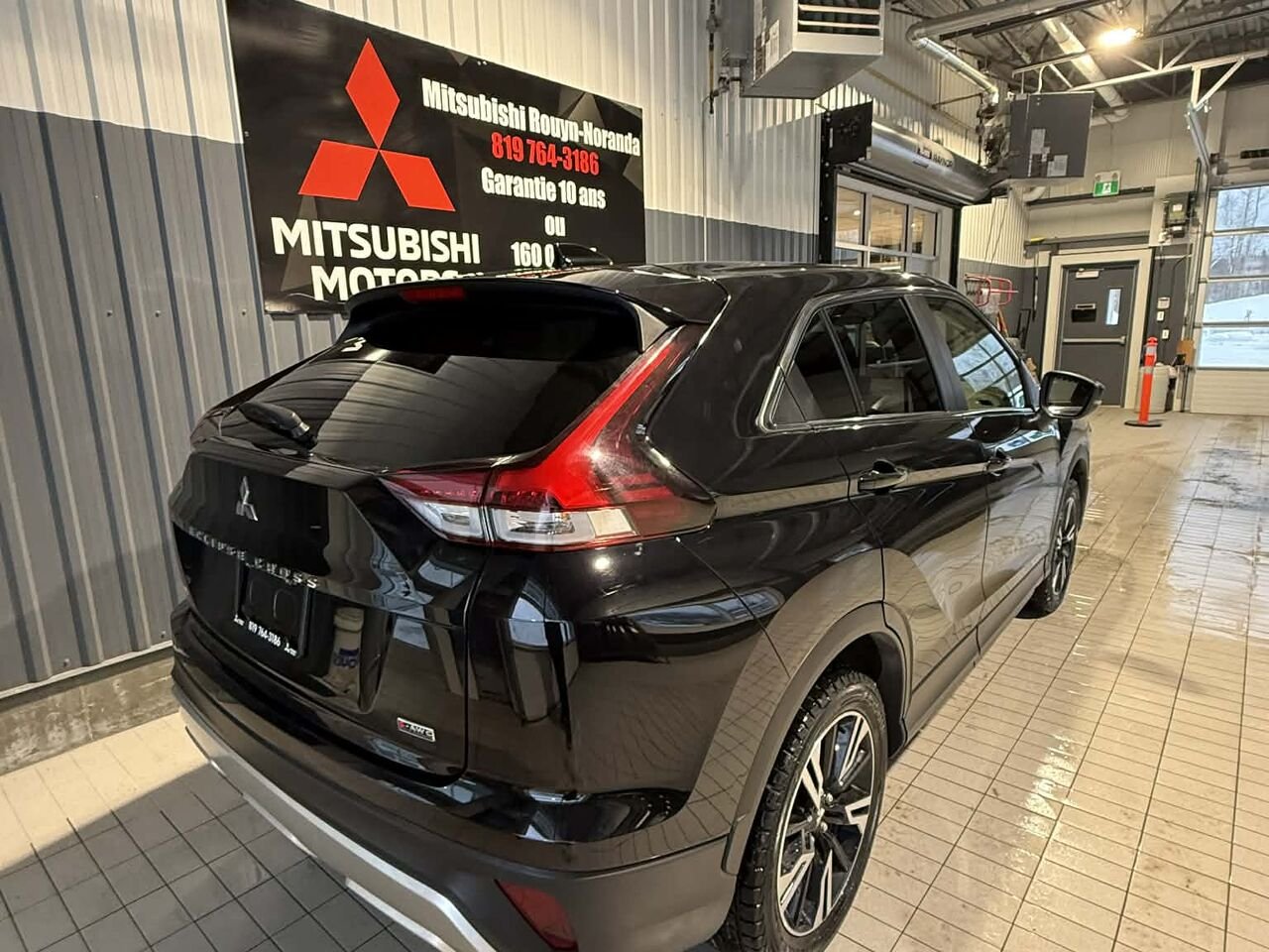 Mitsubishi Eclipse Cross 2023 Noir Mont-Laurier - photo #6