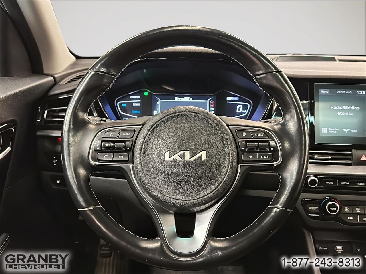 2022 Kia Niro Plug-in Hybrid EX TA | 25-0919B Red Granby - photo #15