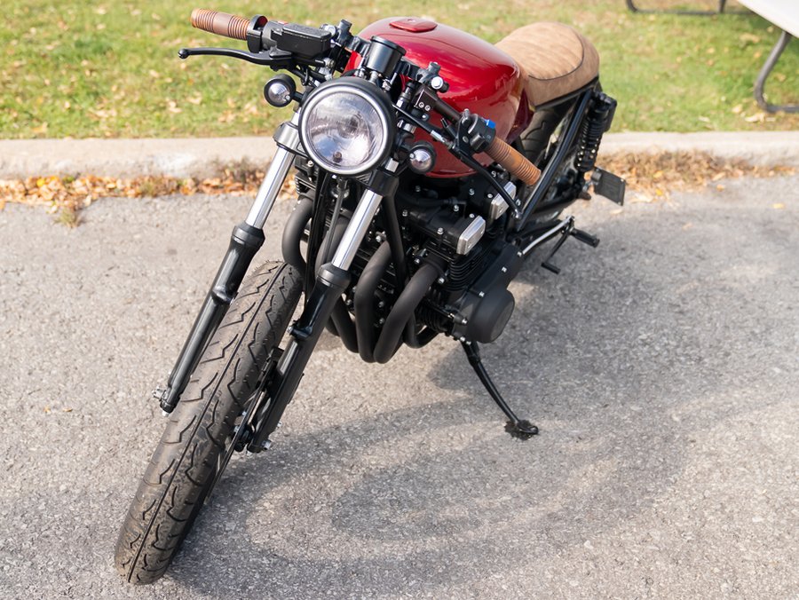1982 Suzuki GS 750 Red