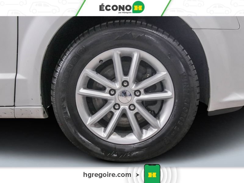 2019 Dodge GR Caravan White Blainville - photo #25