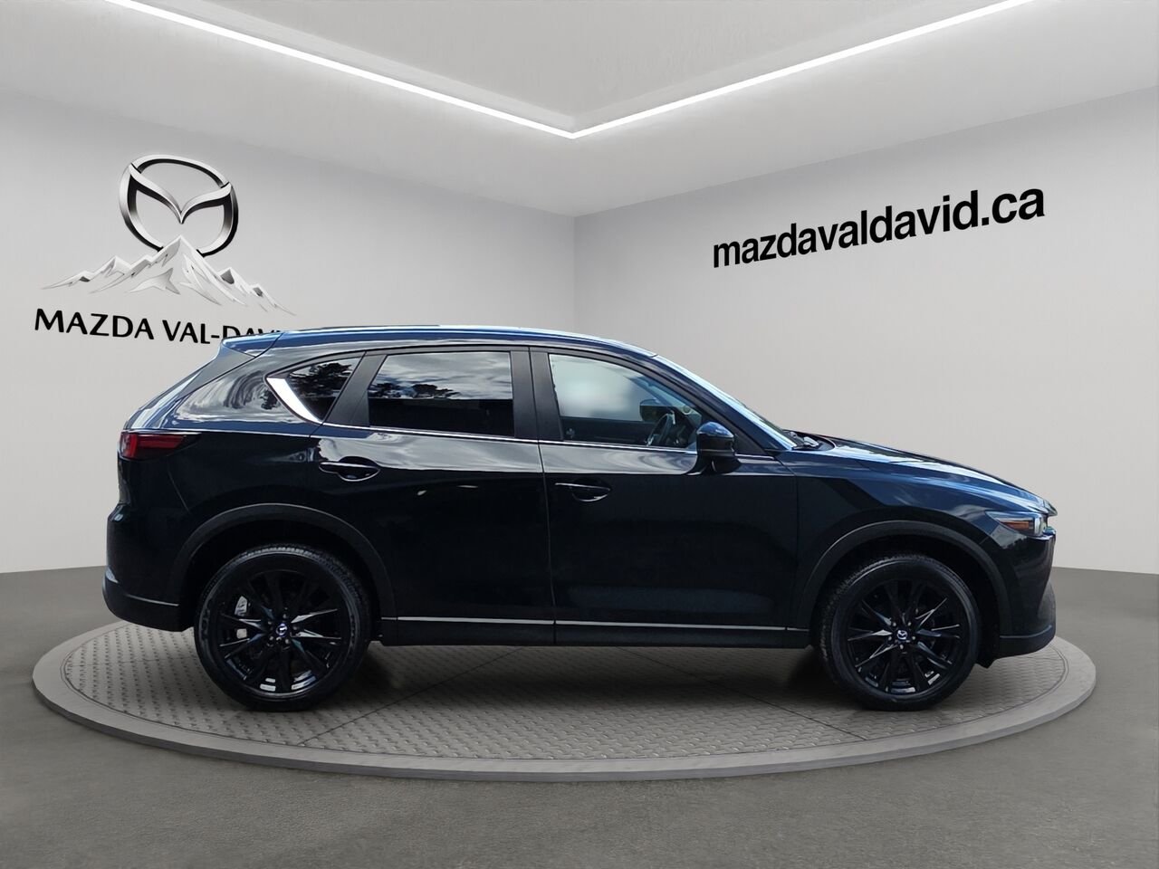 2023 Mazda CX-5 Édition Kuro TI, sièges en cuir, Toit ouvrant, Volant chauffant Black Val-David - photo #3