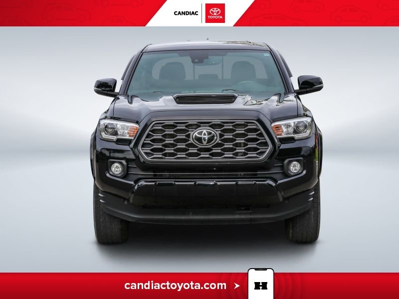 2022 Toyota Tacoma Black Laval - photo #1