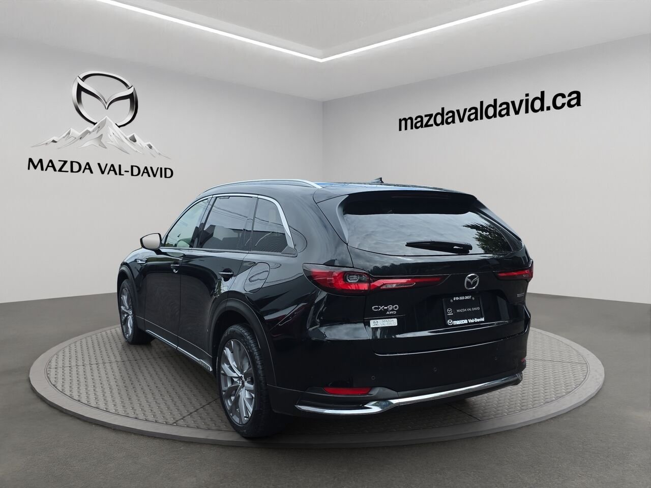 Mazda CX-90 hybride léger GT TI, 7PASSAGERS, SIEGE CHAUFFANTS AVANT ET ARRIÈRE, TOIT PANORAMIQUE 2025 Noir Val-David - photo #2