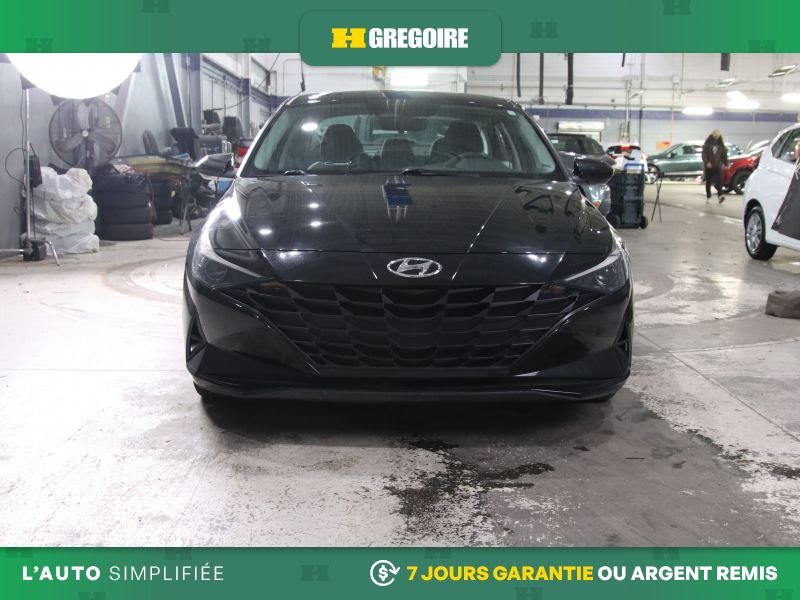 2022 Hyundai Elantra Black Laval - photo #1