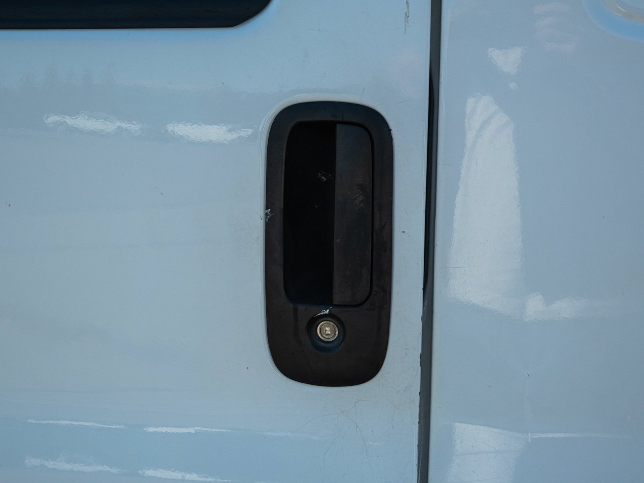2017 Chevrolet Express Cargo Van RWD 2500 135 White Sherwood Park - photo #8