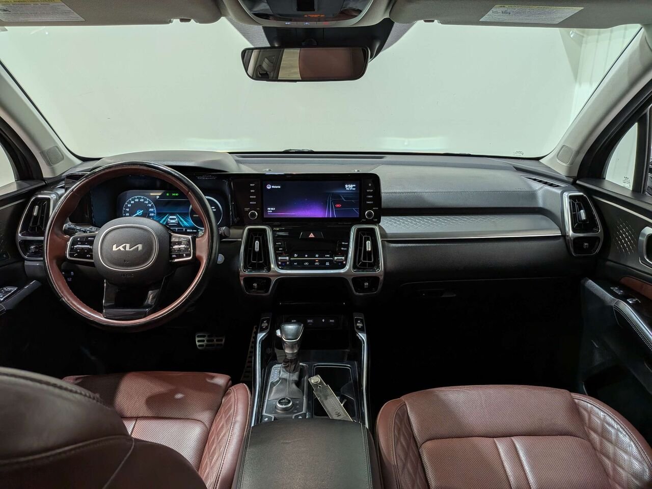 2022 Kia Sorento SX AWD w/Burgundy Leather Grey Val-David - photo #12