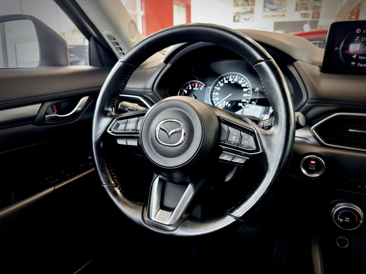 2023 Mazda CX-5 Grey Notre-Dame-des-Prairies - photo #20