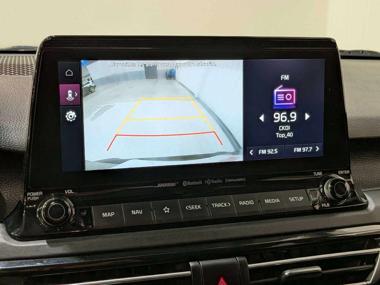2023 Kia Seltos SX Turbo AWD w/Black Interior Black Val-David - photo #24