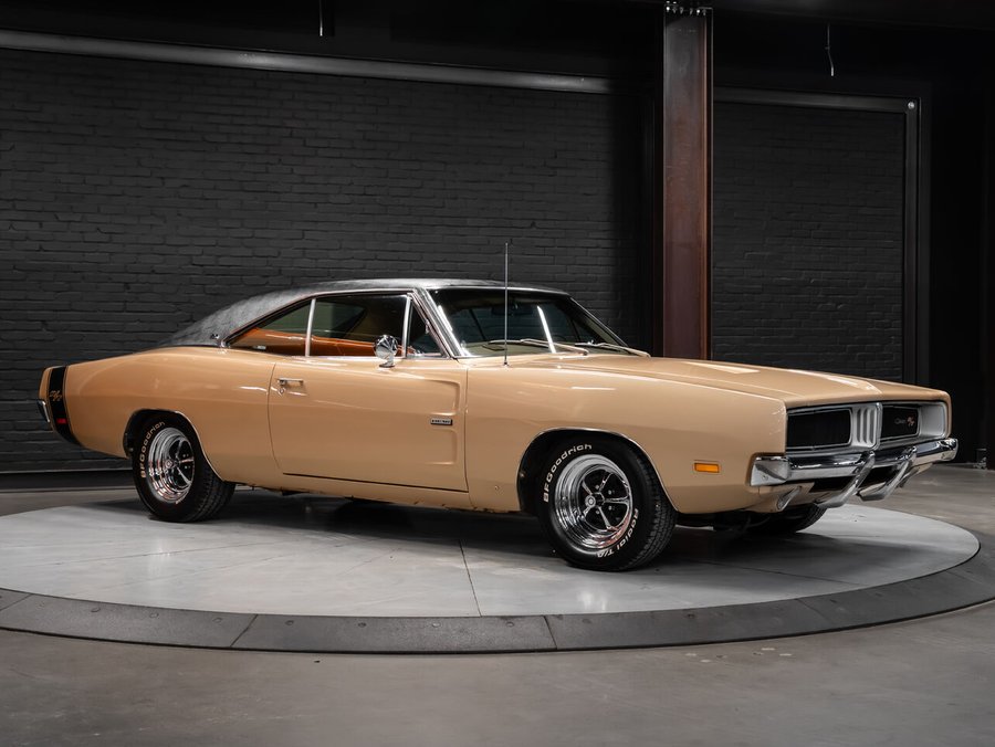 1969 Dodge Charger SE | 426 Hemi V8 | 3 Speed Automatic | Power Brakes | Cragar Wheels