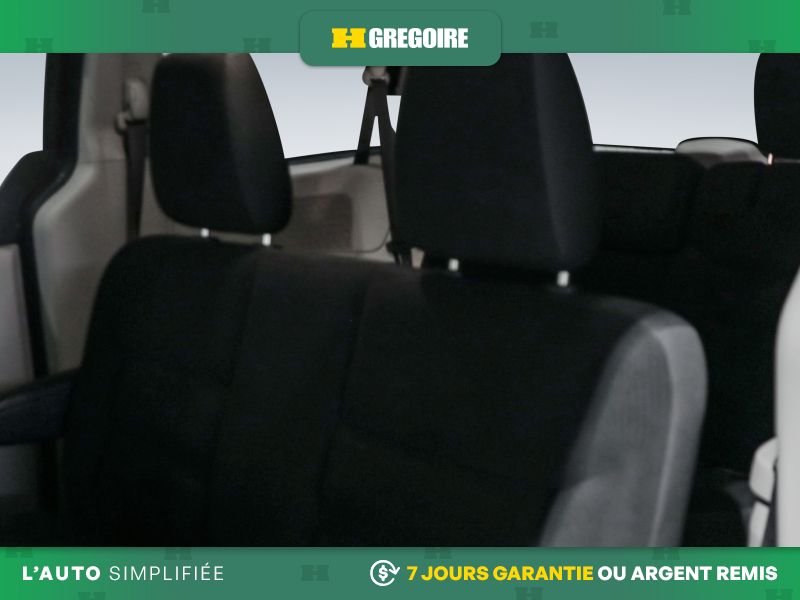 2019 Dodge GR Caravan Red Saint-Eustache - photo #22