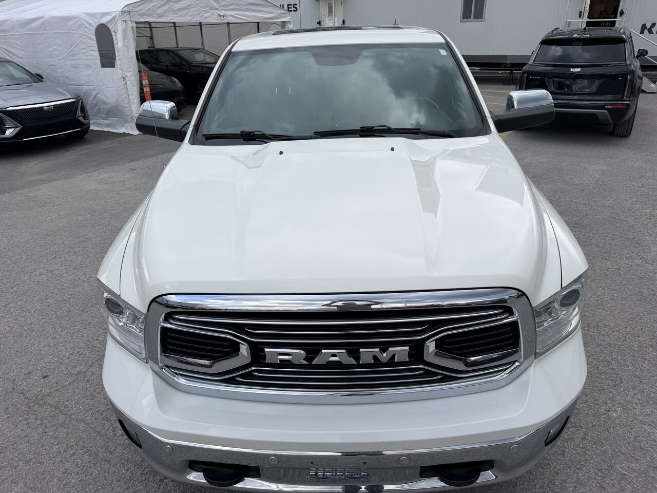 Ram 1500 *DIESEL* LIMITED CREW CAB 2018 Blanc Laval - photo #9