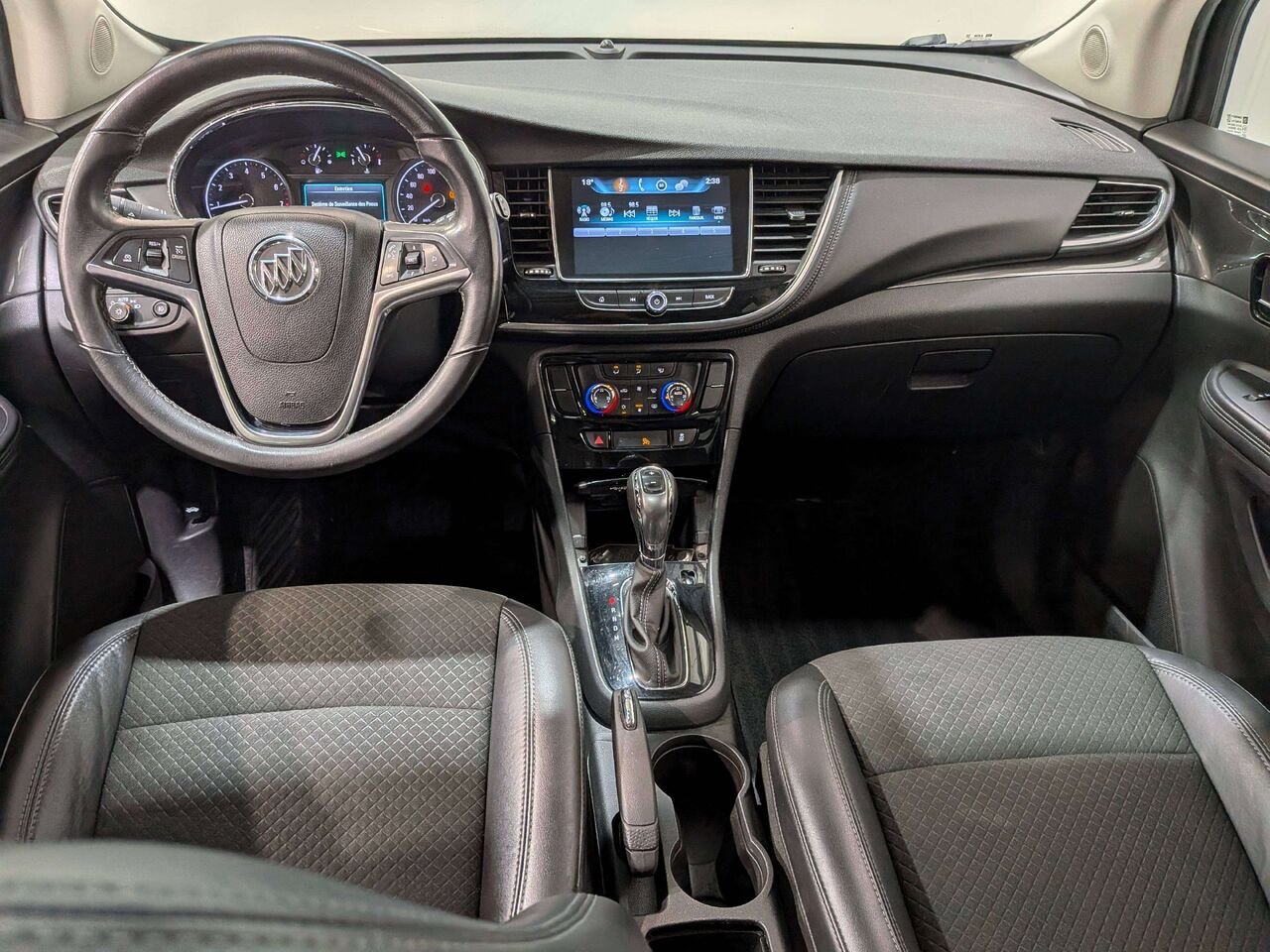 Buick Encore FWD 4dr Sport Touring 2017 Blanc Val-David - photo #29