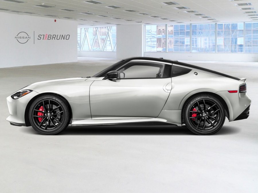Nissan Z De performance 2025 Noir intense/Blanc nacré triple couche