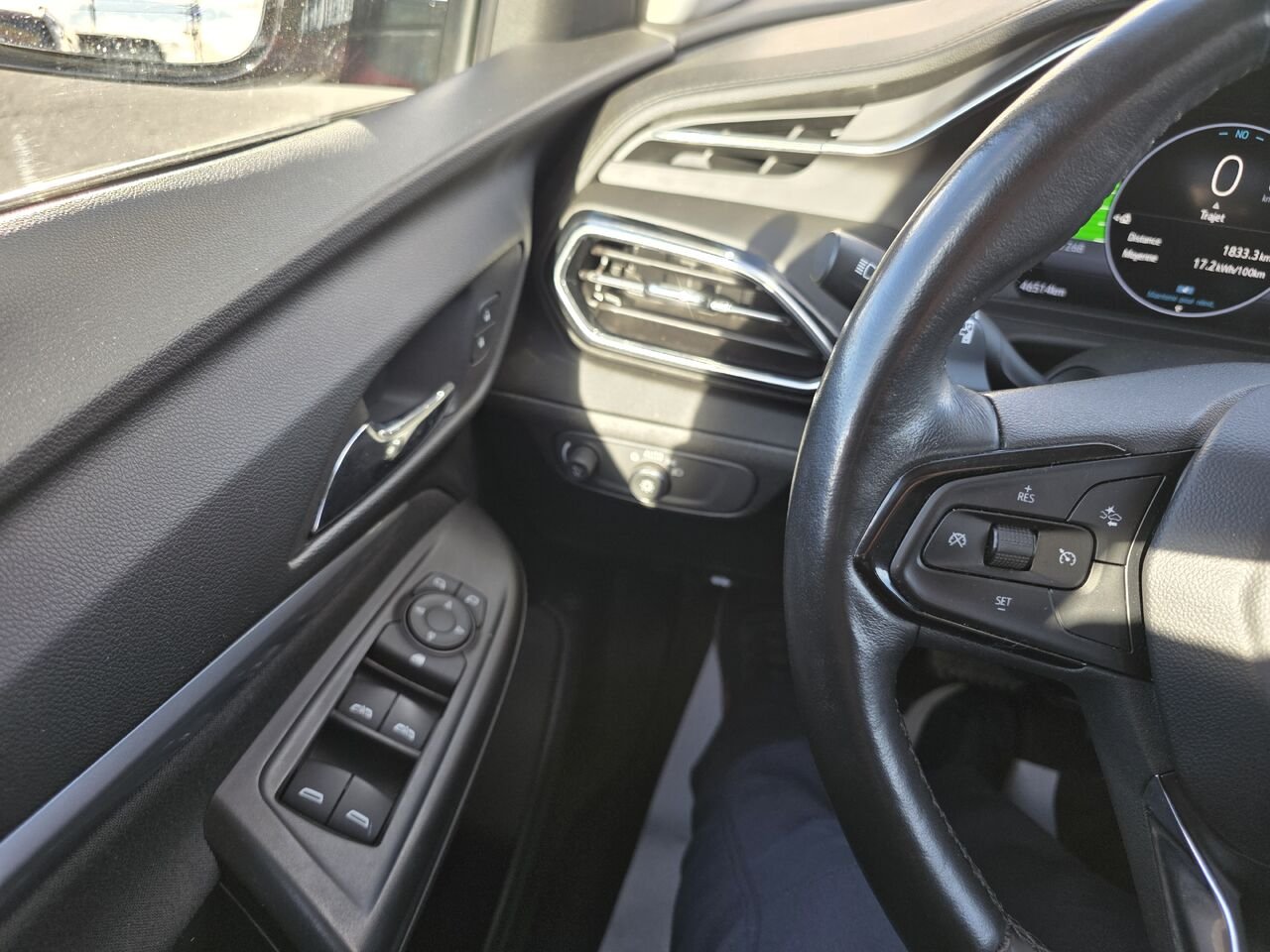 Chevrolet Bolt EUV LT 2023 Rouge Rouyn-Noranda - photo #14