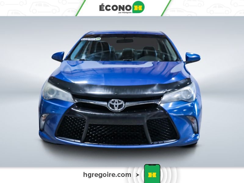 2016 Toyota Camry Blue Saint-Eustache - photo #1