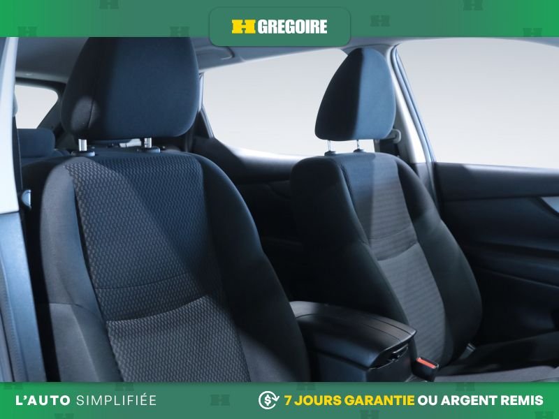 Nissan Qashqai 2023 Gris Laval - photo #25