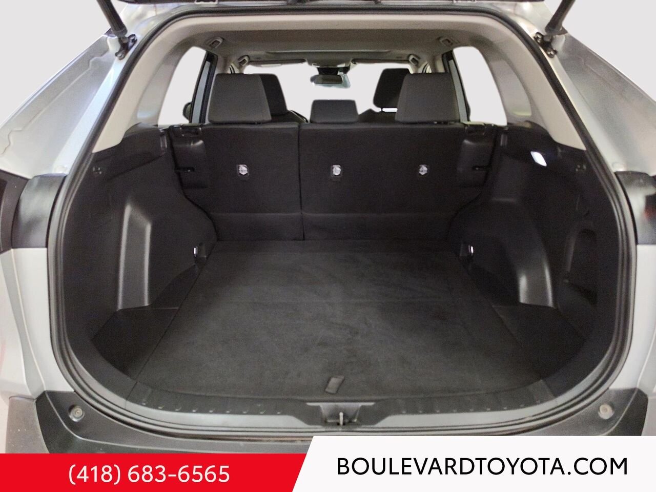 2023 Toyota RAV4 99569A-24 | XLE HYBRIDE, AWD Silver Sky Metallic Québec - photo #19