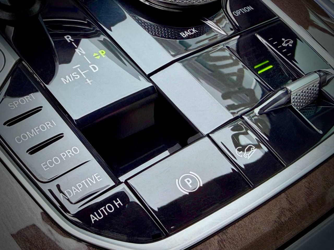 2022 BMW X5 gray Notre-Dame-des-Prairies - photo #32