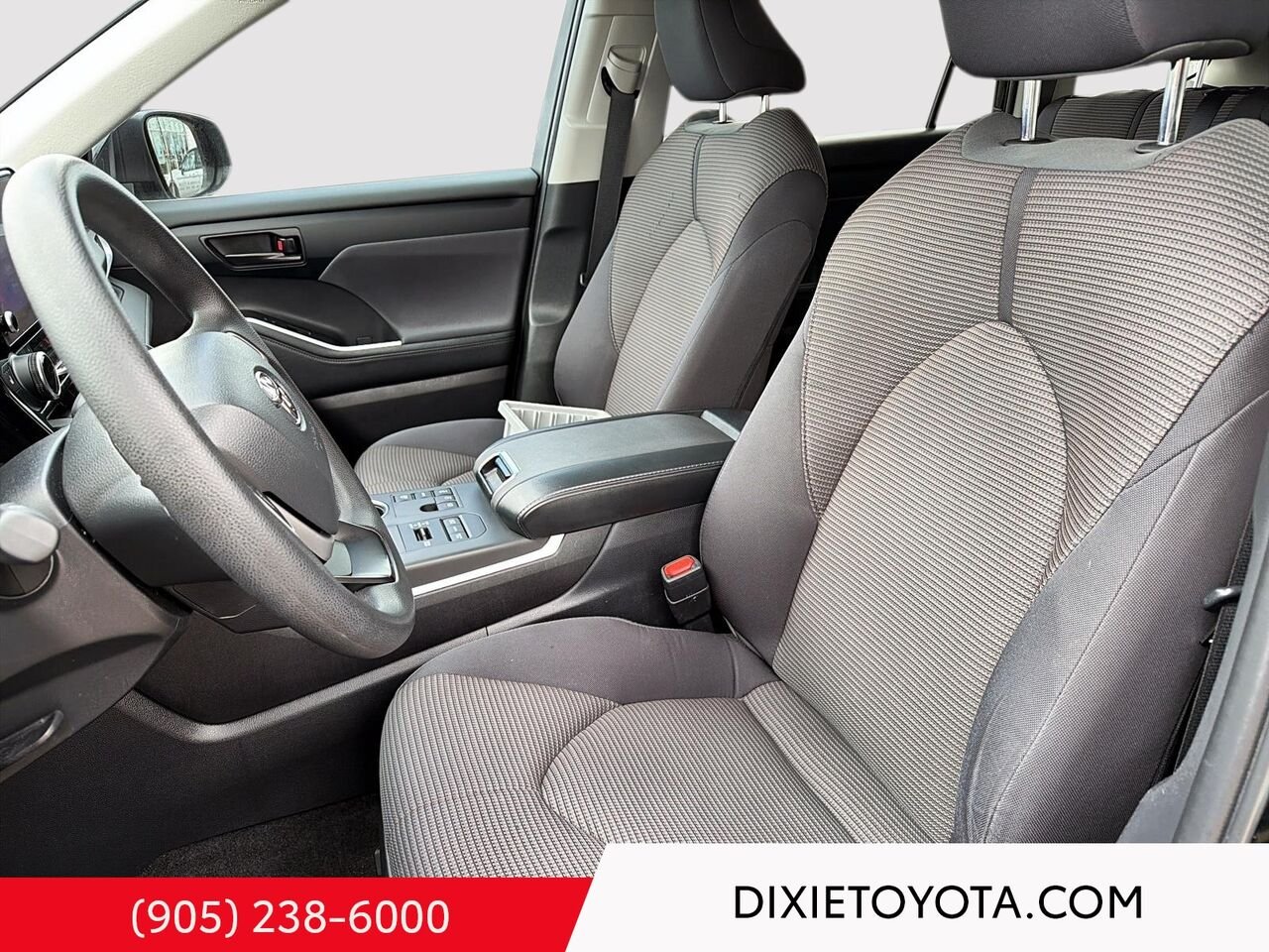 2023 Toyota Highlander Heated Seats, Alloy Wheels, Bluetooth Midnight Black Metallic Mississauga - photo #8