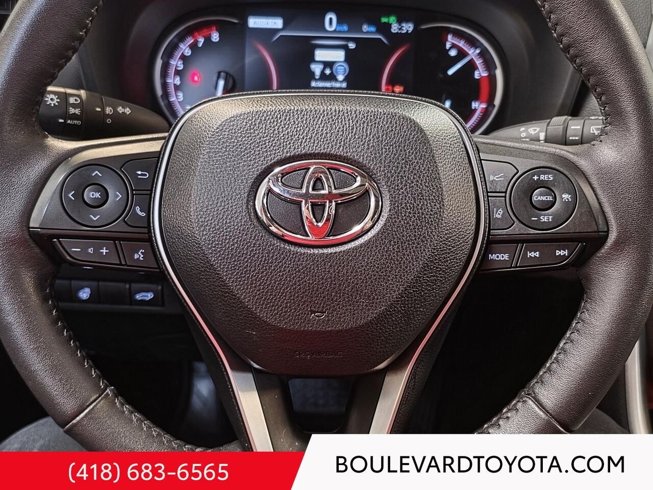 Toyota RAV4 100406A-79 | TRAIL, AWD 2024 Rouge Québec - photo #12