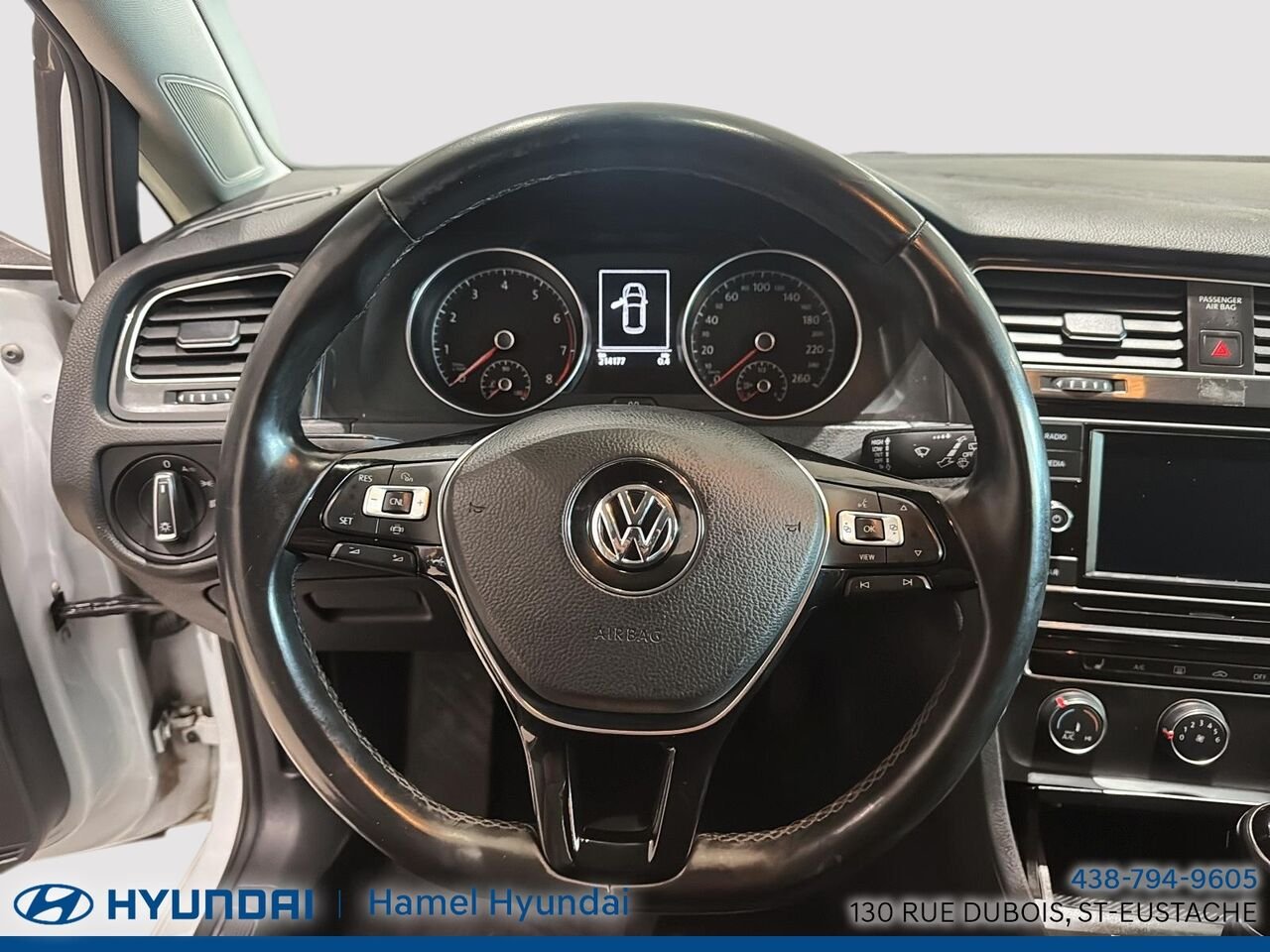 2019 Volkswagen Golf White Saint-Eustache - photo #11