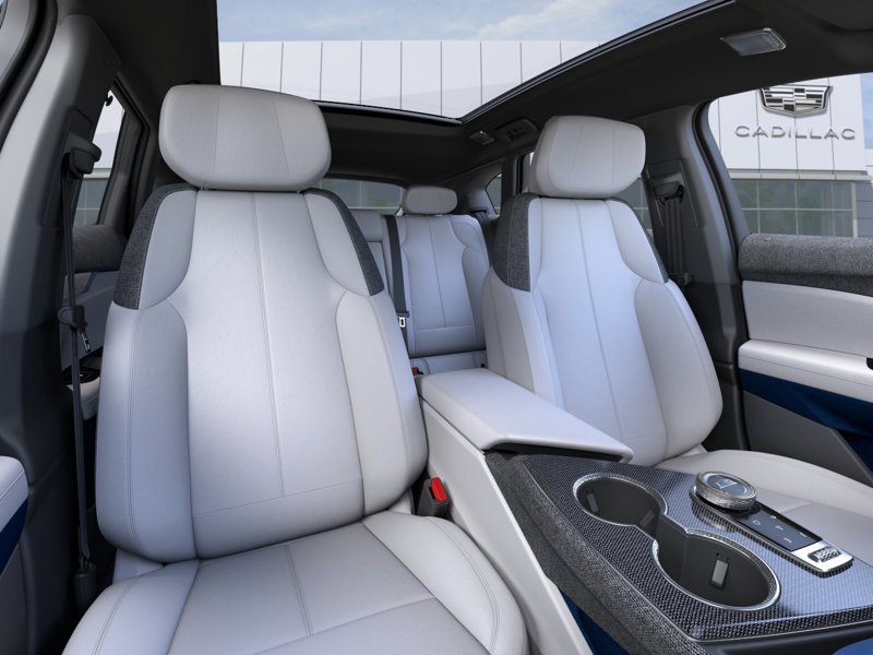 2027 CADILLAC OPTIQ OPTIQ ELECTRIC SPORT AWD (1SF) Argent Silver Metallic Laval - photo #5