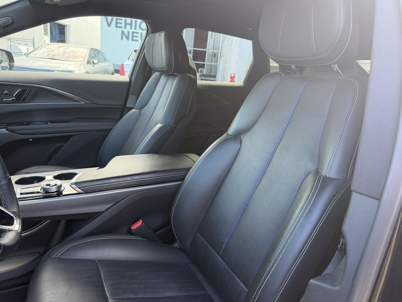 2024 Cadillac LYRIQ LUXURY AWD FINANCEMENT À PARTIR DE 0.99% Black Laval - photo #19