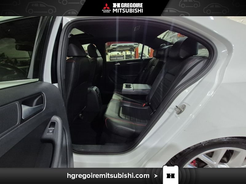 Volkswagen Jetta 2014 Blanc Laval - photo #29