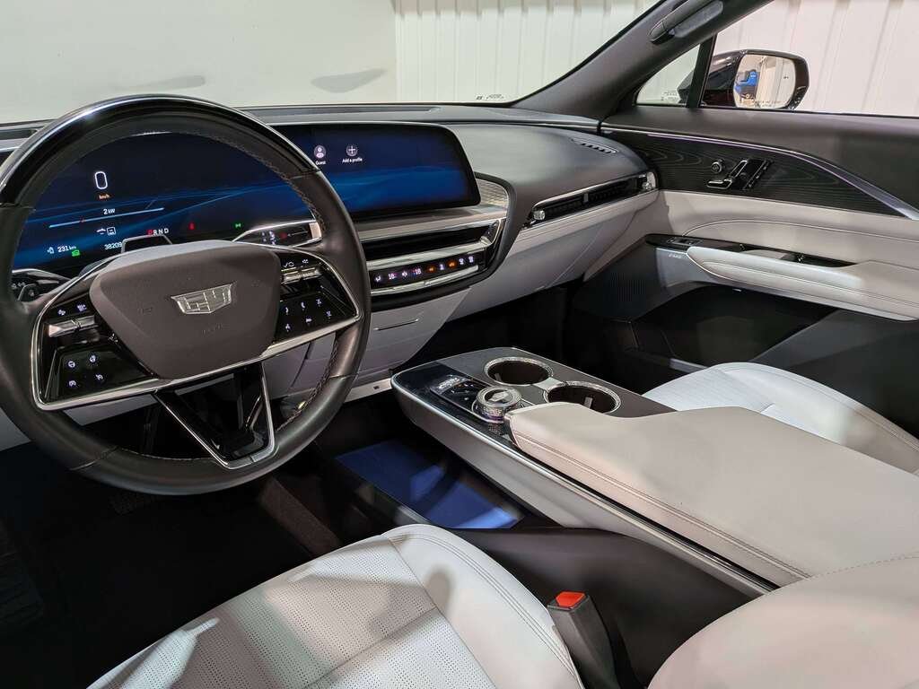 Cadillac LYRIQ 4dr Sport w/1SJ 2024 Rouge Val-David - photo #16