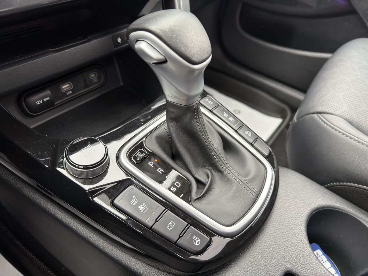 2024 Kia Seltos Black Thetford Mines - photo #35
