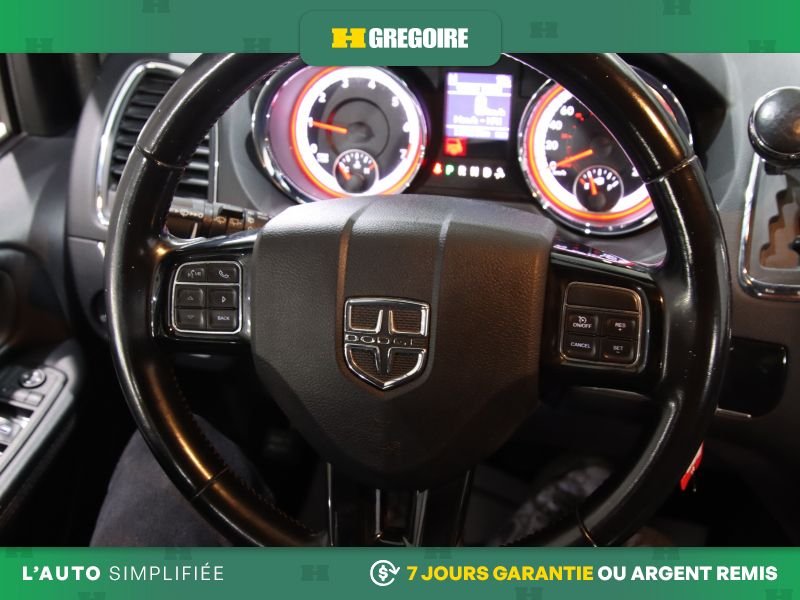 2020 Dodge GR Caravan White Laval - photo #16