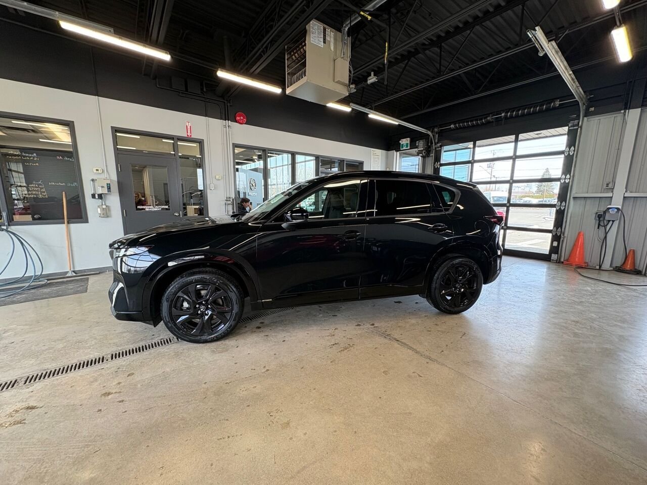 MAZDA CX-5 GT TOIT OUVRANT 2026 Noir de jais mica Châteauguay - photo #4