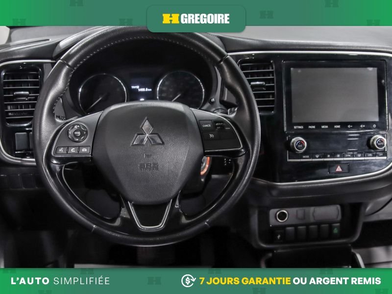 Mitsubishi Outlander 2020 Gris Blainville - photo #11